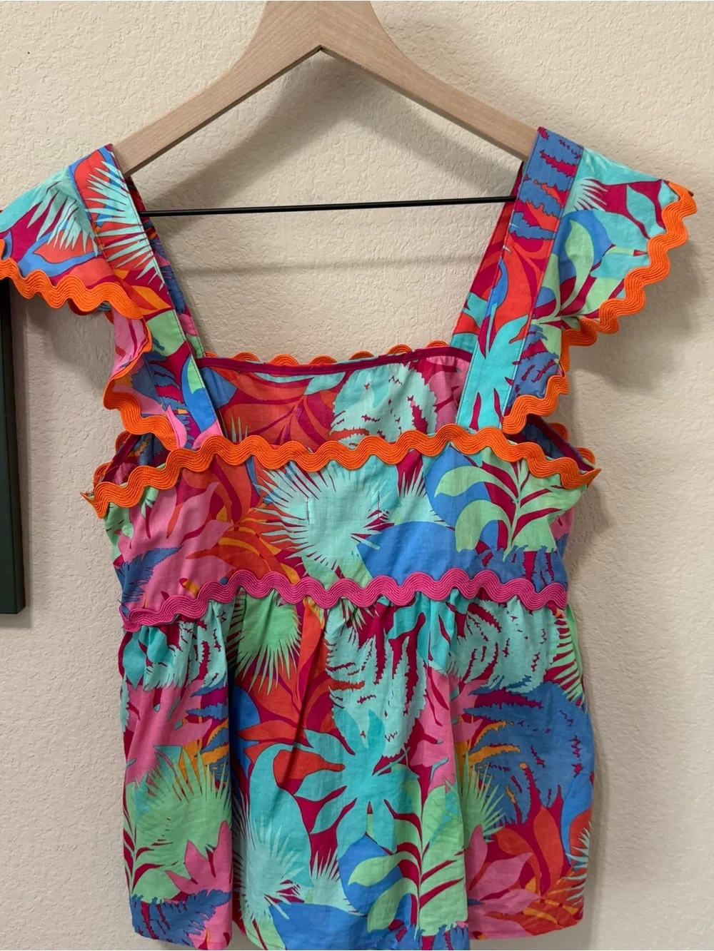 GREYLIN | Tropical Print Ruffle Tank Top with Ric Rac Size Small - Picture 7 of 12